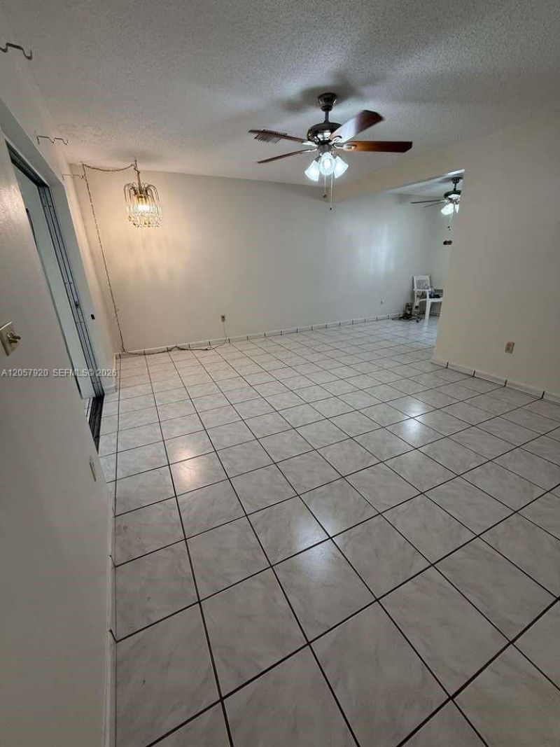1140 SW 9th St , Unit B, Miami, FL 33130 Photo