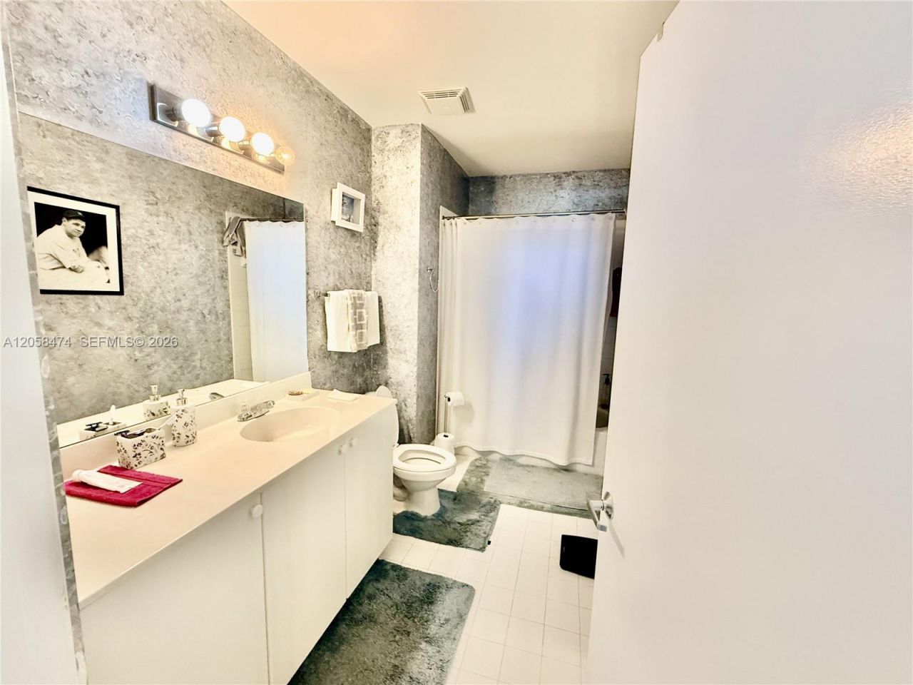 3020 NE 32nd Ave, Unit PH3, Fort Lauderdale, FL 33308 Photo