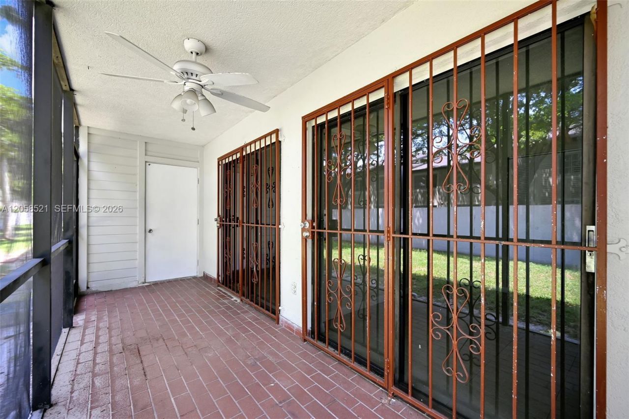 18965 NW 62nd Ave , Unit 106, Hialeah, FL 33015 Photo