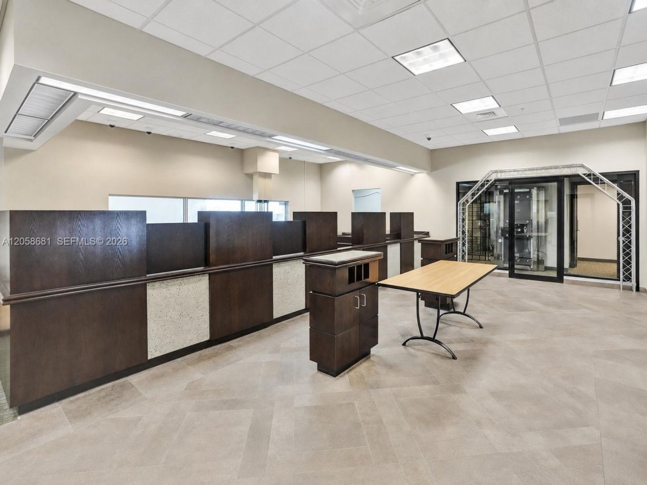 8850 W Oakland Park Blvd, Sunrise, FL 33351 Photo