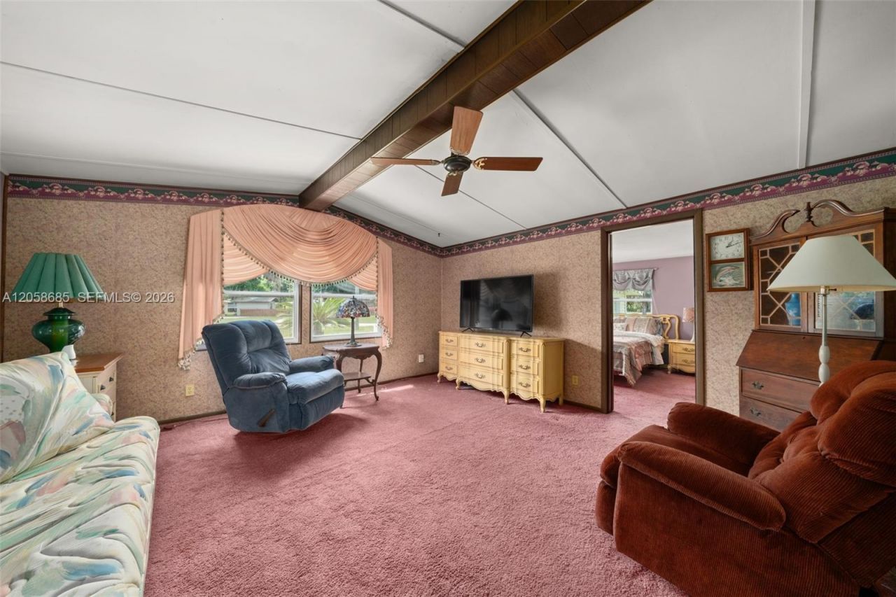 221 Speckled Perch Pt, Lorida, FL 33857 Photo