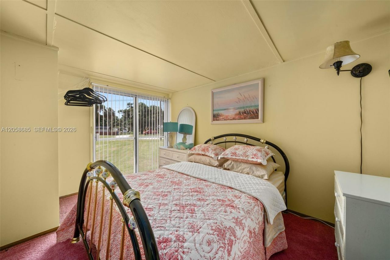 221 Speckled Perch Pt, Lorida, FL 33857 Photo