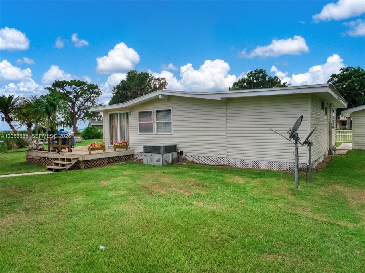 221 Speckled Perch Pt, Lorida, FL 33857 Photo