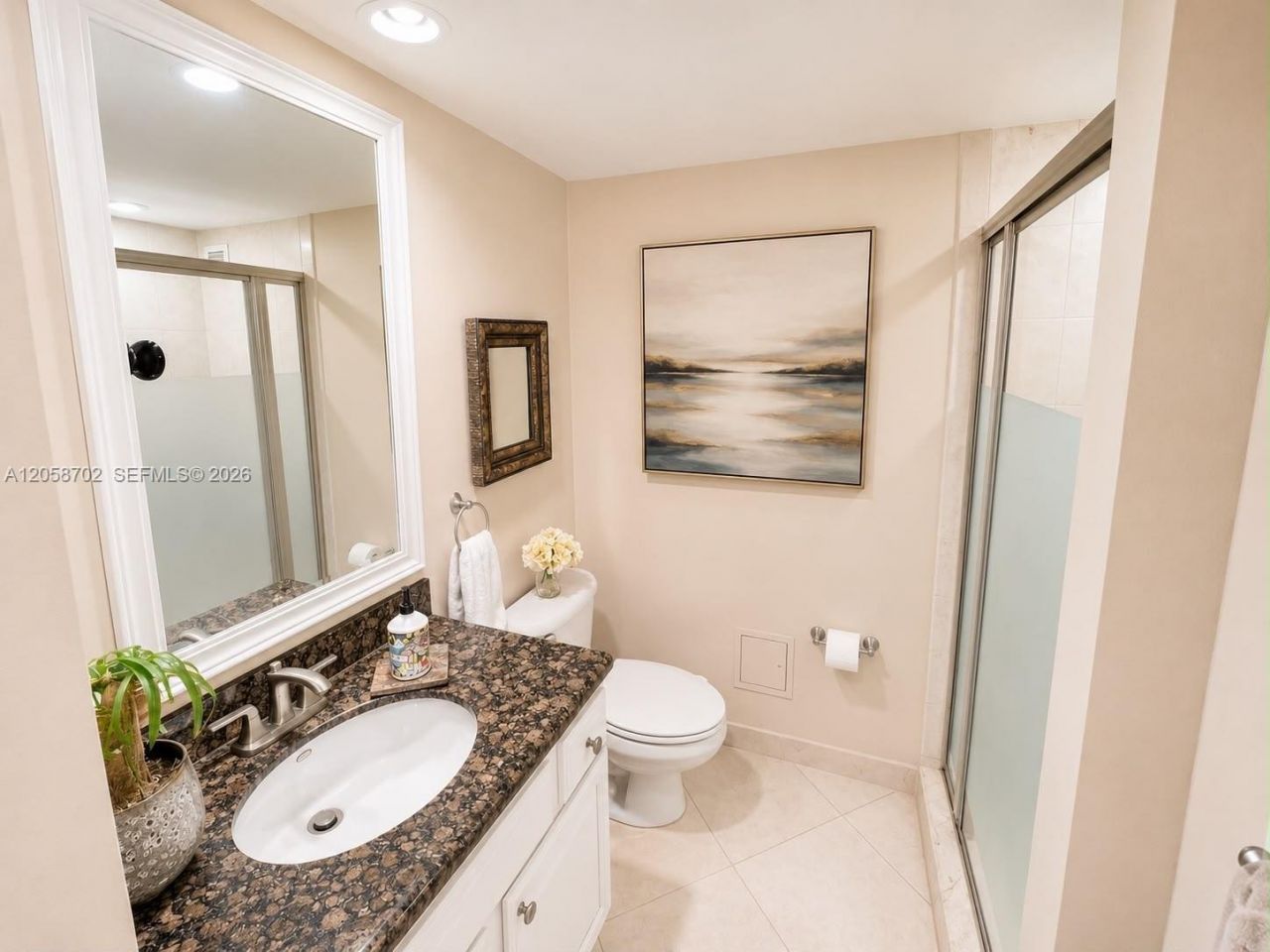 5600 Collins Ave, Unit 17U, Miami Beach, FL 33140 Photo