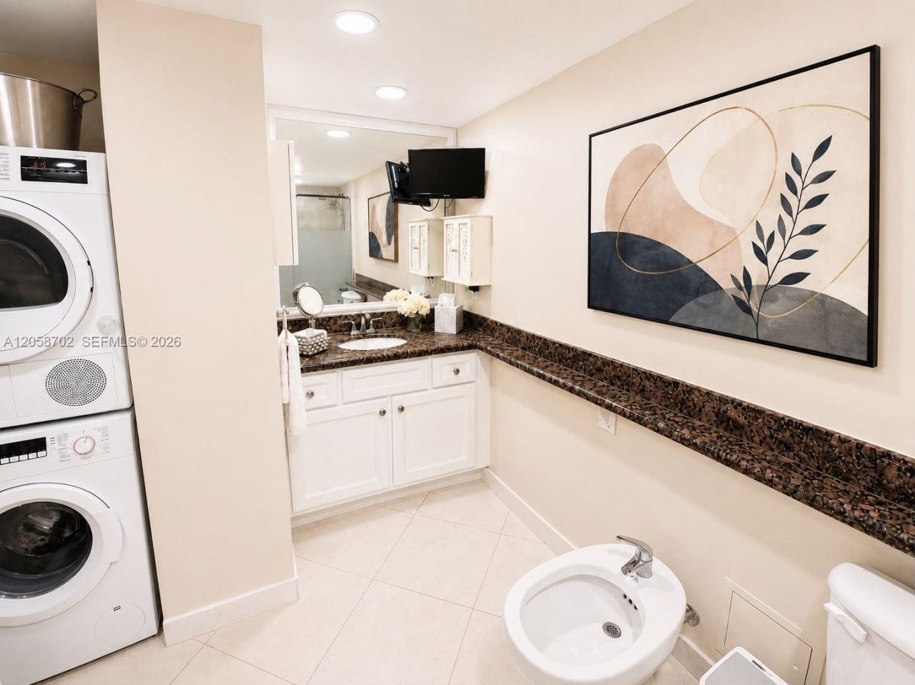 5600 Collins Ave, Unit 17U, Miami Beach, FL 33140 Photo