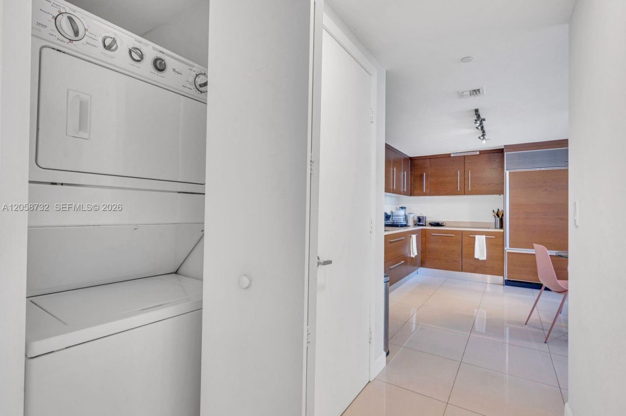 485 Brickell Ave, Unit 3401, Miami, FL 33131 Photo