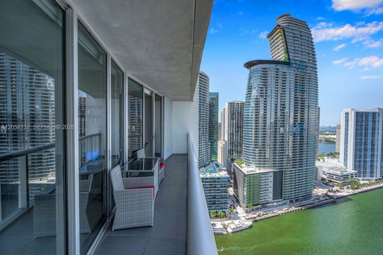485 Brickell Ave, Unit 3401, Miami, FL 33131 Photo