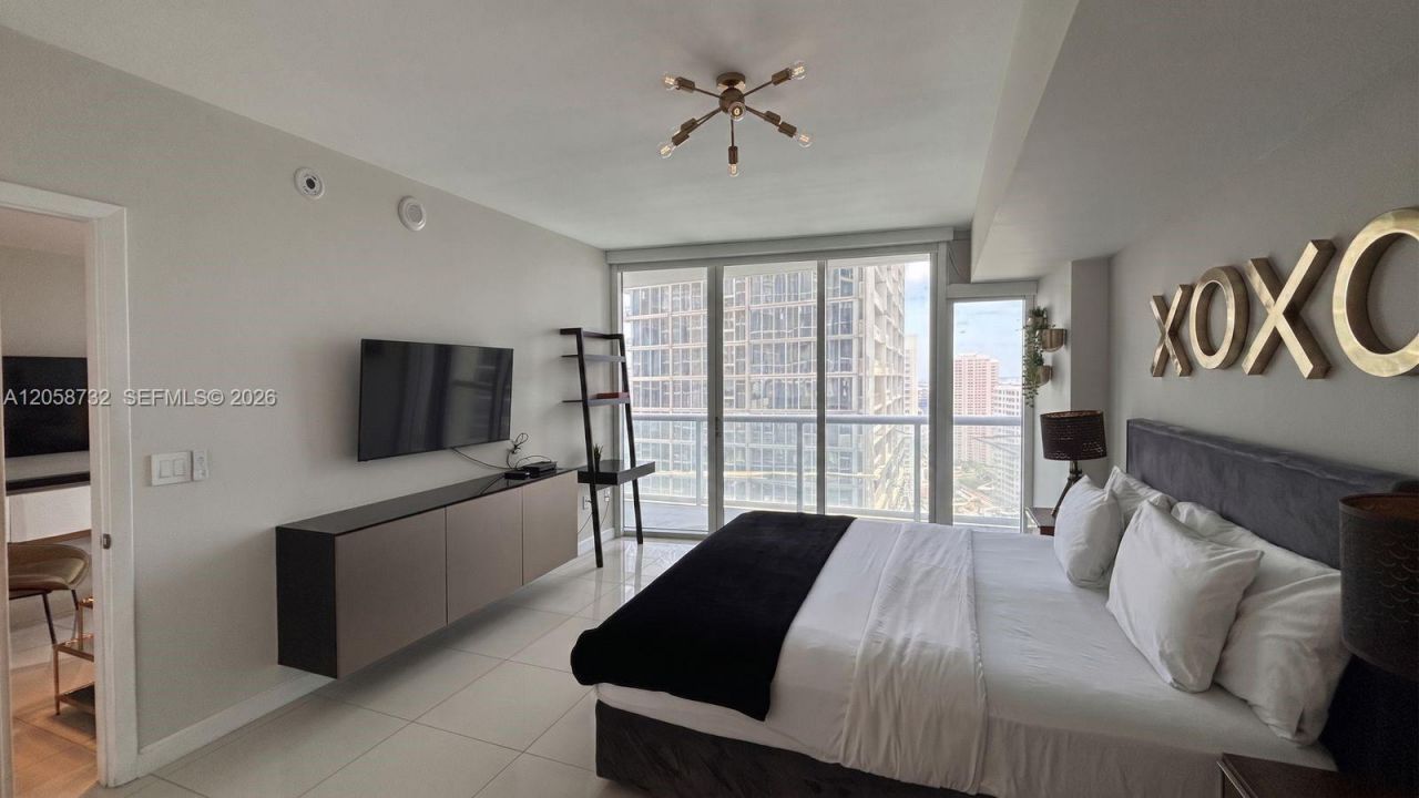 485 Brickell Ave, Unit 3401, Miami, FL 33131 Photo