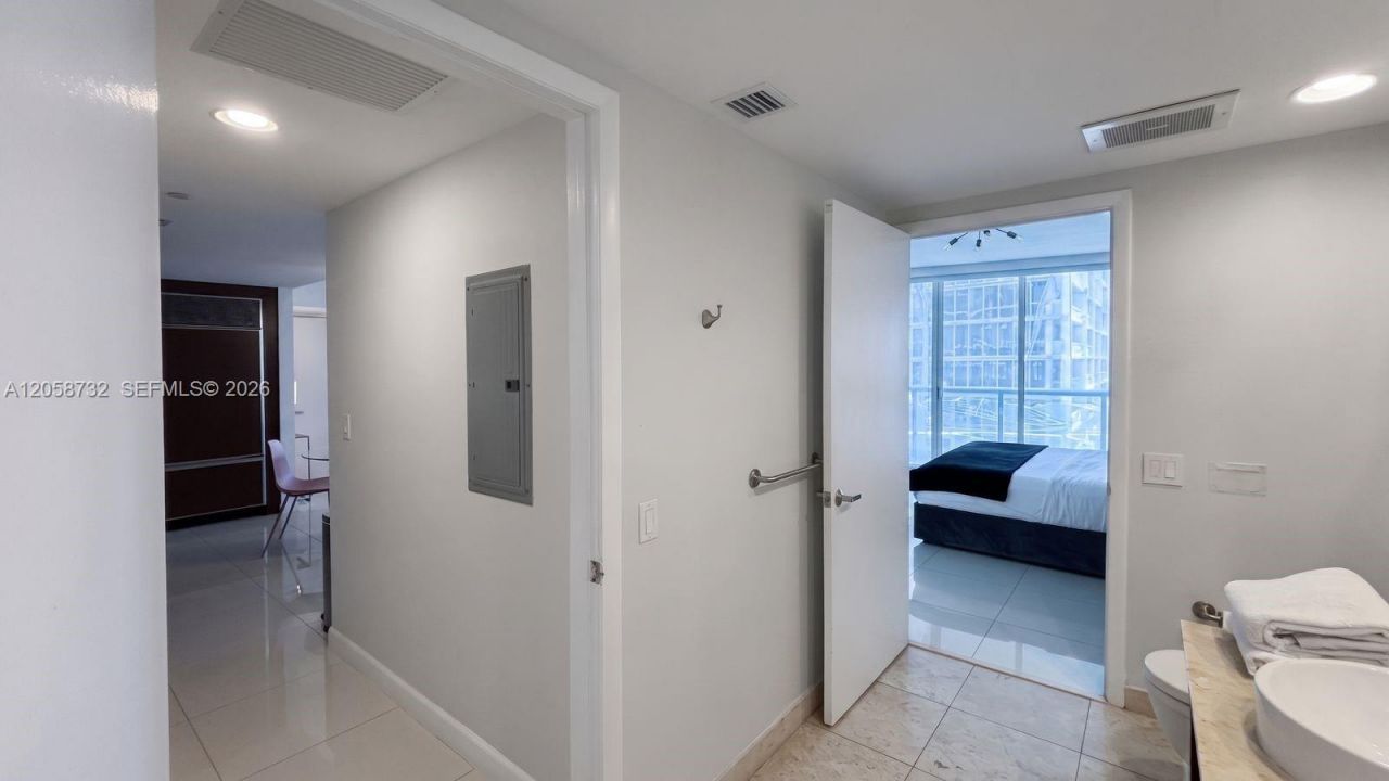 485 Brickell Ave, Unit 3401, Miami, FL 33131 Photo