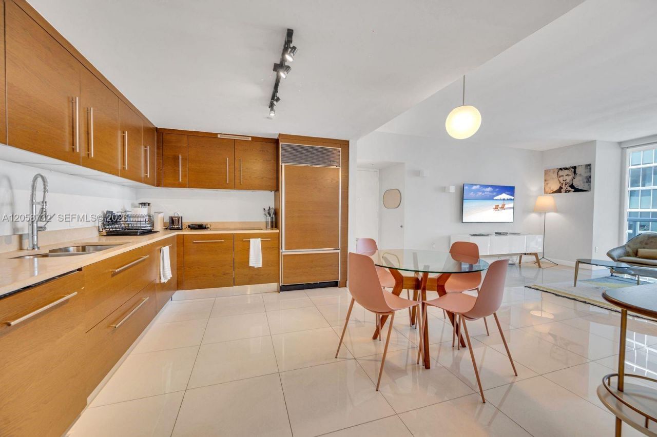 485 Brickell Ave, Unit 3401, Miami, FL 33131 Photo