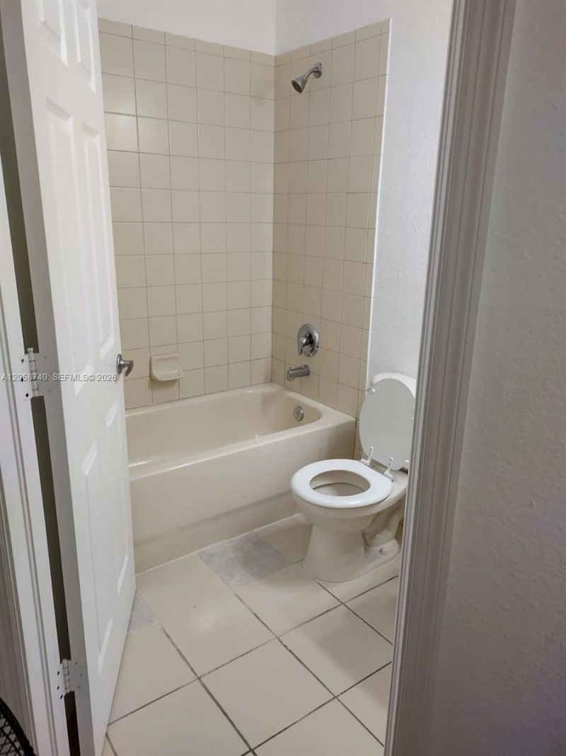 1960 Freeport Ln , Unit 1960, Riviera Beach, FL 33404 Photo