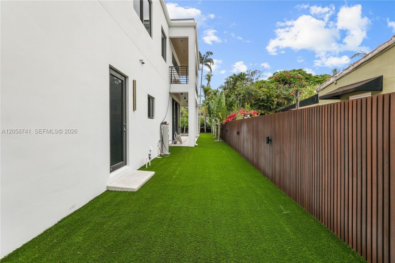 436 NE 10th Ave, Fort Lauderdale, FL 33301 Photo