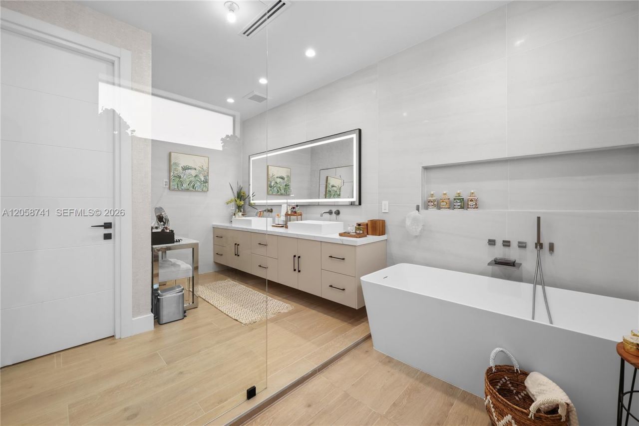 436 NE 10th Ave, Fort Lauderdale, FL 33301 Photo