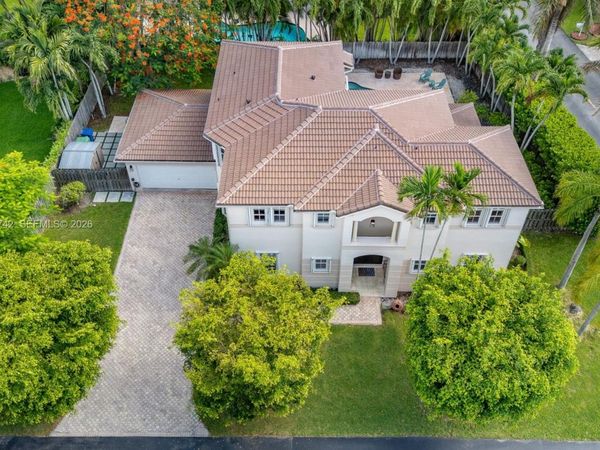 8425 SW 138th St , Palmetto Bay, FL 33158