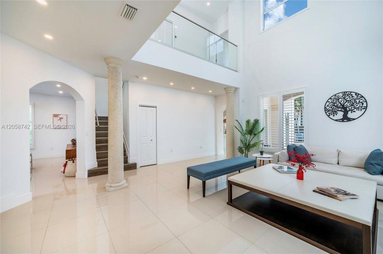 8425 SW 138th St, Palmetto Bay, FL 33158 Photo