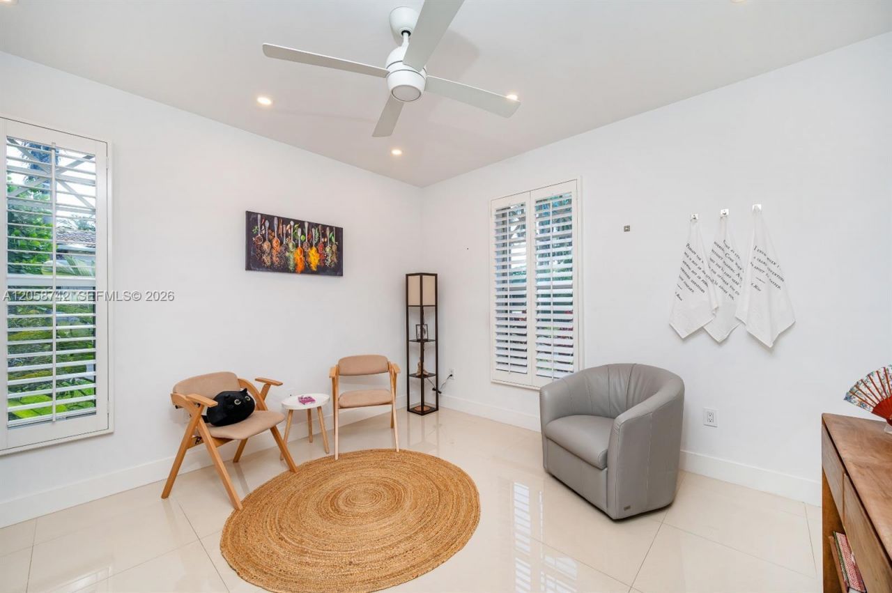 8425 SW 138th St, Palmetto Bay, FL 33158 Photo