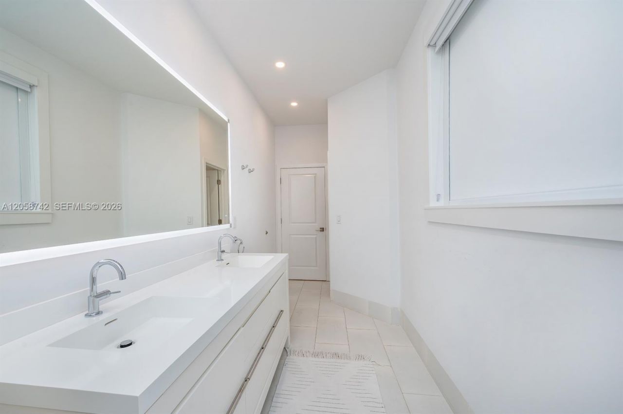 8425 SW 138th St, Palmetto Bay, FL 33158 Photo