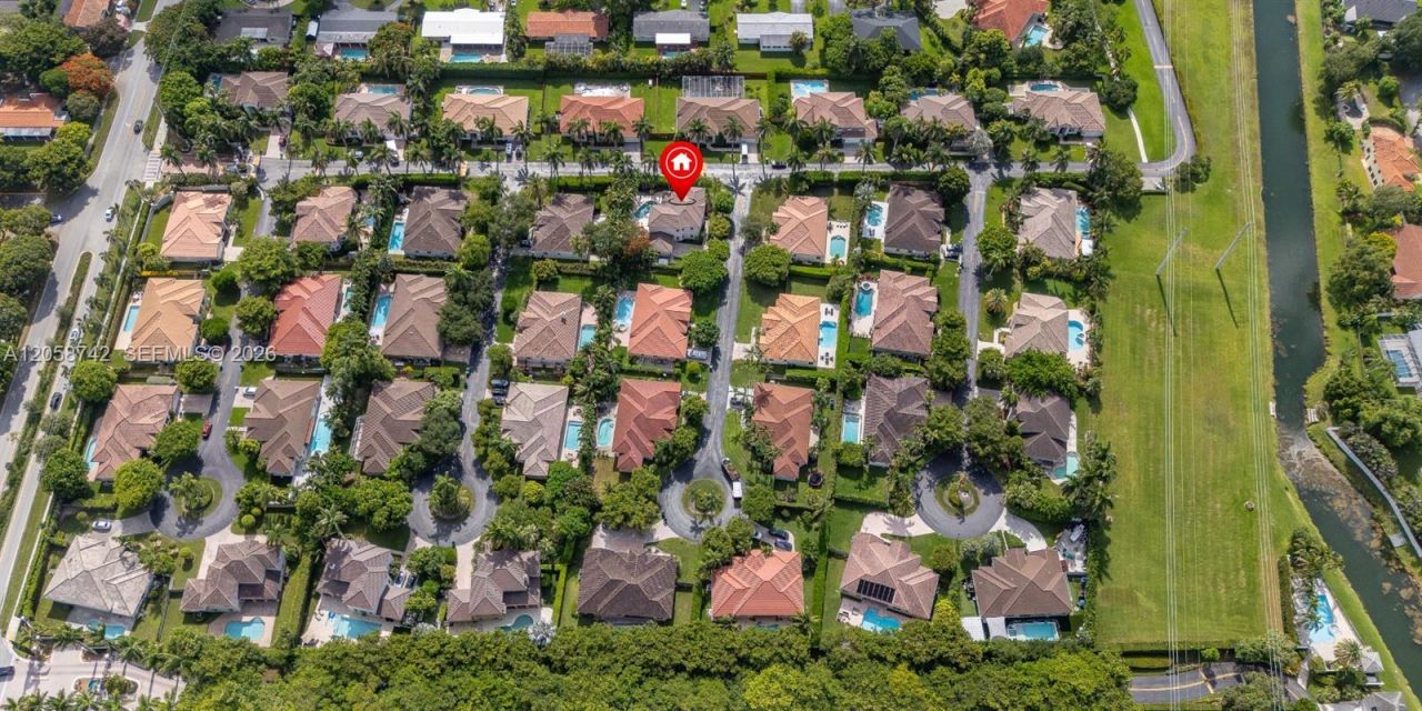 8425 SW 138th St, Palmetto Bay, FL 33158 Photo
