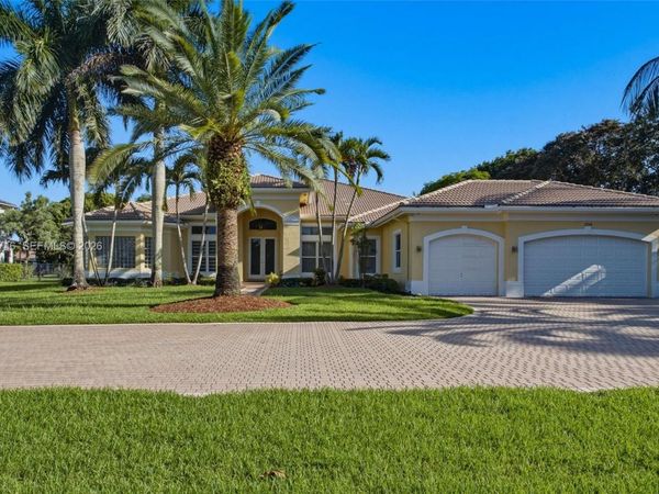 15374 SW 34th St , Davie, FL 33331