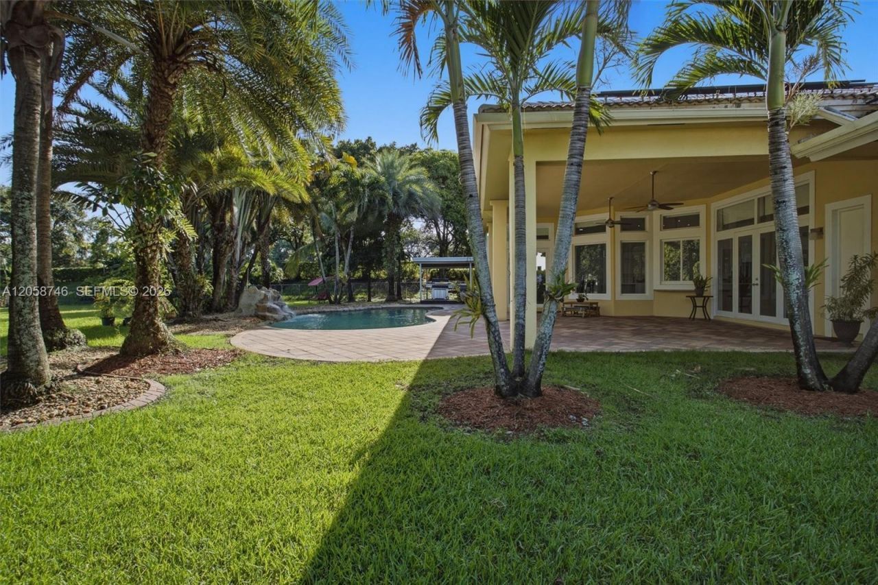 15374 SW 34th St, Davie, FL 33331 Photo