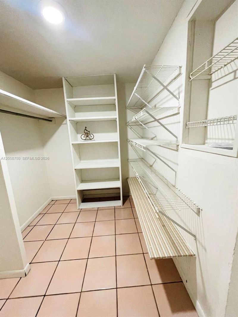 8025 NW 170th St , Hialeah, FL 33015 Photo