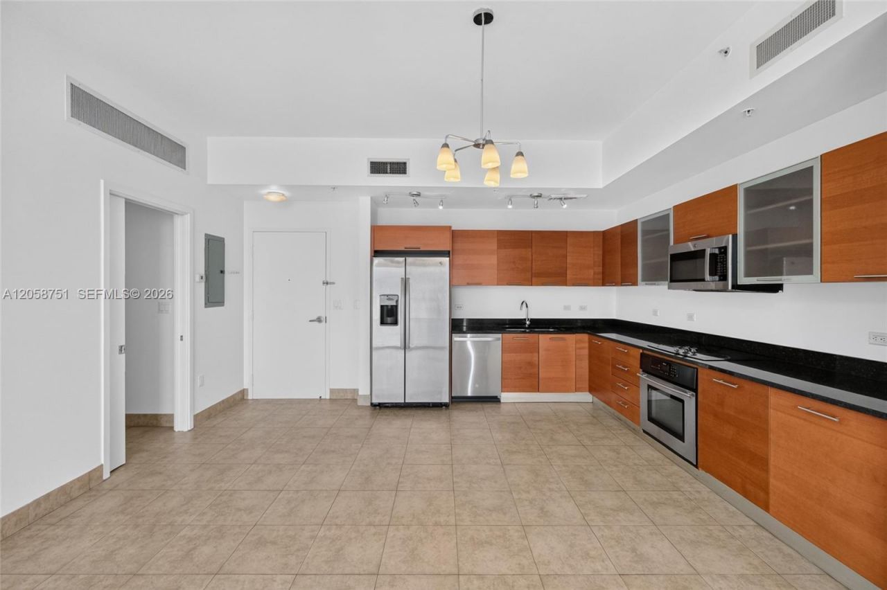 3470 E Coast Ave, Unit H2510, Miami, FL 33137 Photo
