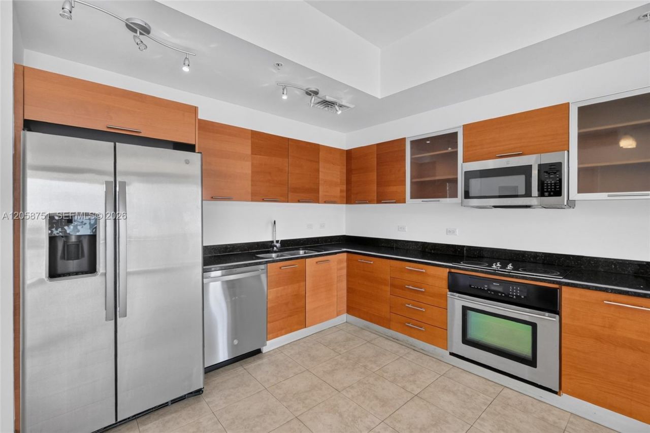 3470 E Coast Ave, Unit H2510, Miami, FL 33137 Photo