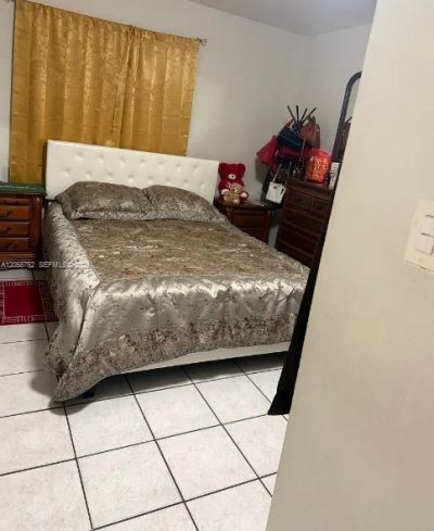 1330 W 54th St, Unit 221C, Hialeah, FL 33012 Photo