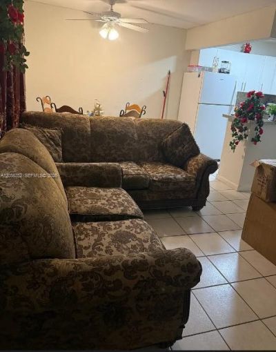 1330 W 54th St, Unit 221C, Hialeah, FL 33012 Photo