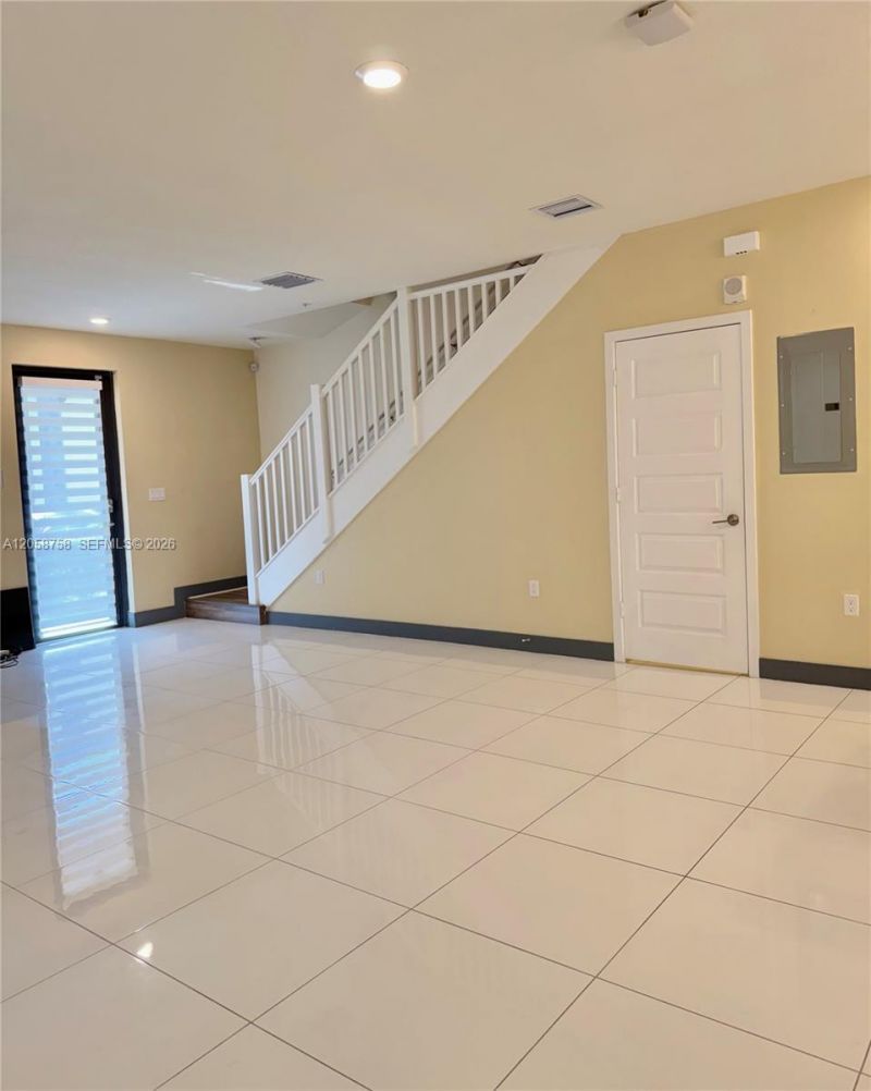 10455 NW 82nd St, Unit 10, Doral, FL 33178 Photo