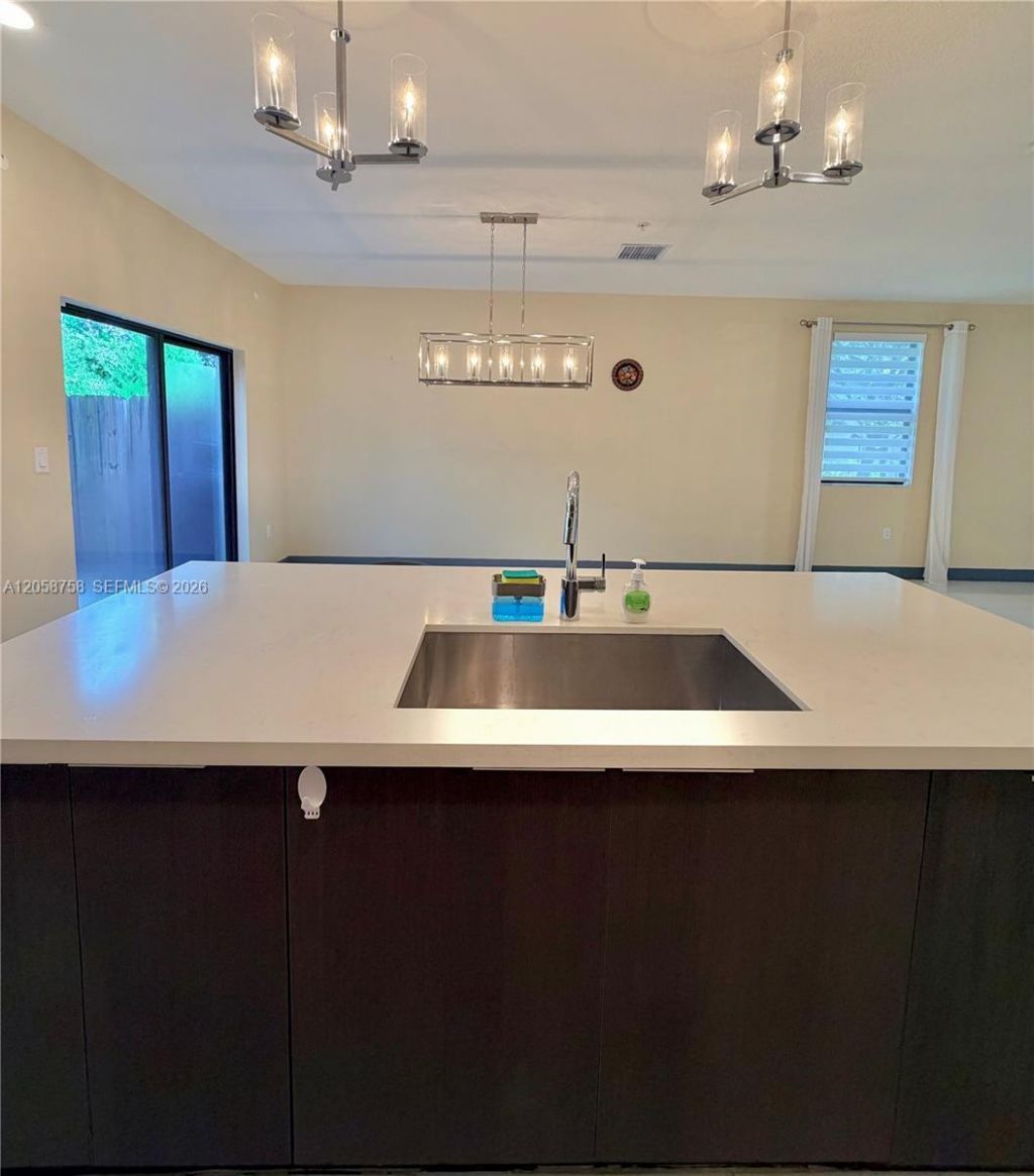 10455 NW 82nd St, Unit 10, Doral, FL 33178 Photo