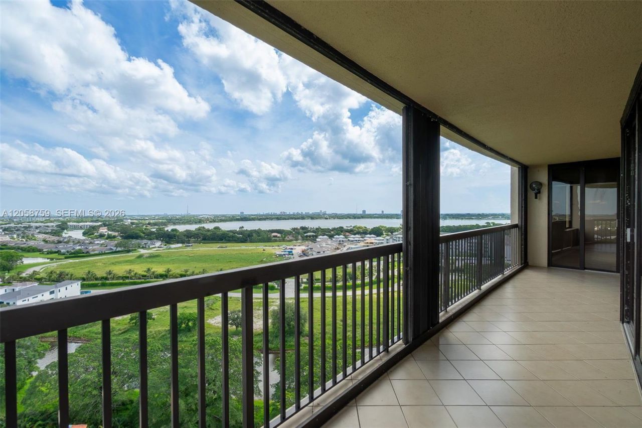 2480 Presidential Way , Unit 1801, West Palm Beach, FL 33401 Photo