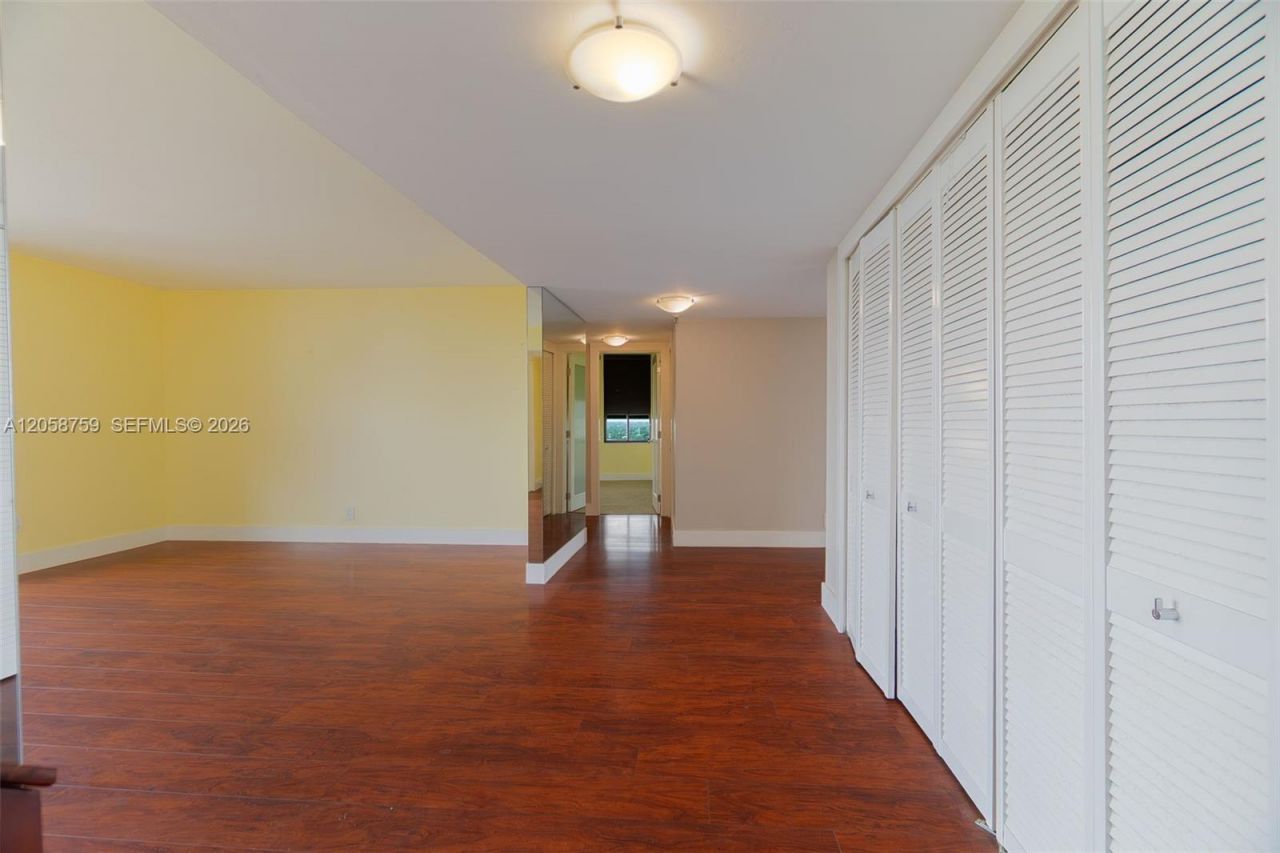 2480 Presidential Way , Unit 1801, West Palm Beach, FL 33401 Photo