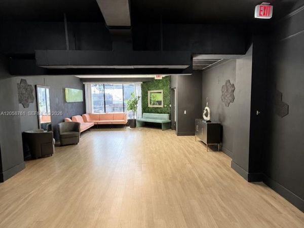 517 S 21st Ave, Hollywood, FL 33020