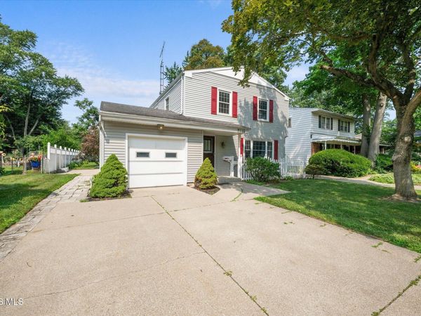 2445 Cherry Hill Road , Toledo, OH 43615