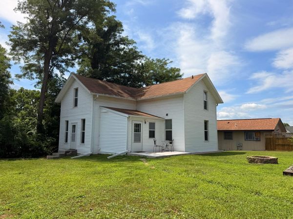 613 CLIMER ST, Muscatine, IA 52761
