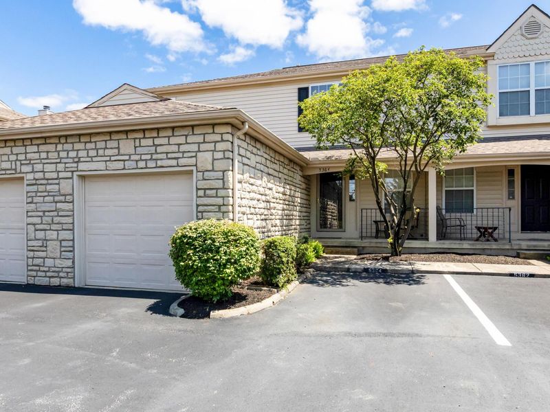 5364 Pickforde Drive, Unit 110B, Columbus, OH 43235 Photo 1