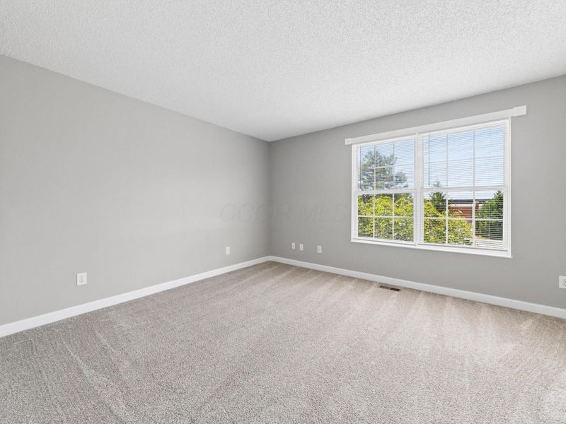5364 Pickforde Drive, Unit 110B, Columbus, OH 43235 Photo 16