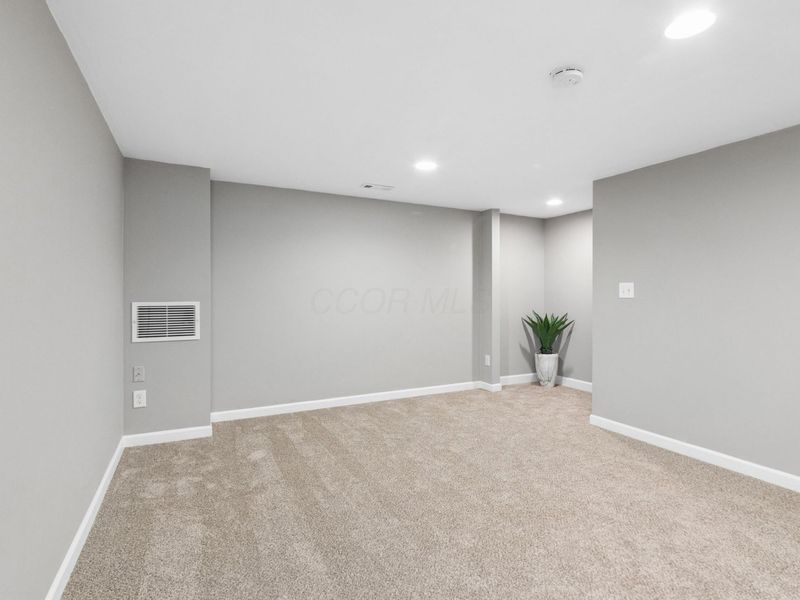 5364 Pickforde Drive, Unit 110B, Columbus, OH 43235 Photo 25