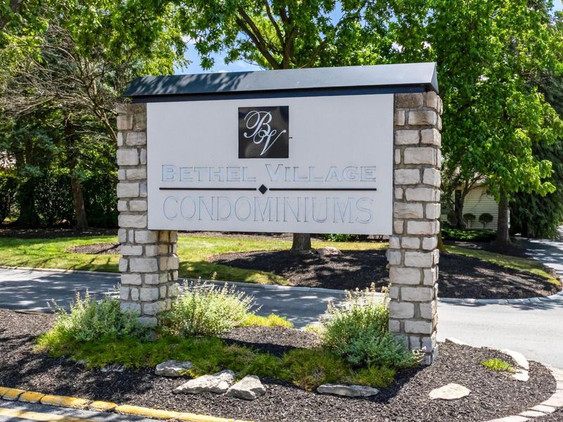 5364 Pickforde Drive, Unit 110B, Columbus, OH 43235 Photo 29