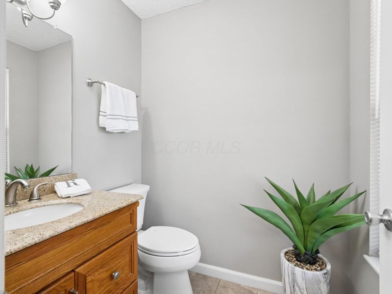 5364 Pickforde Drive, Unit 110B, Columbus, OH 43235 Photo 5