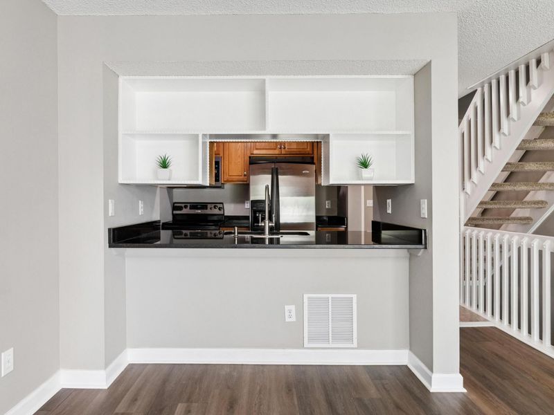 5364 Pickforde Drive, Unit 110B, Columbus, OH 43235 Photo 9