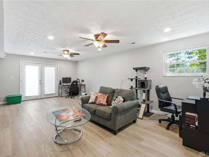 8800 Sugarcreek Point, Washington Township, OH 45458 Photo 43