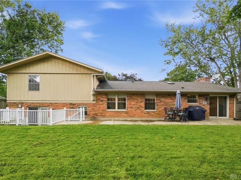 8800 Sugarcreek Point, Washington Township, OH 45458 Photo 50