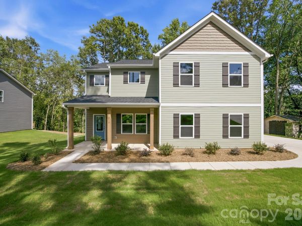 312 North Street , Dallas, NC 28034