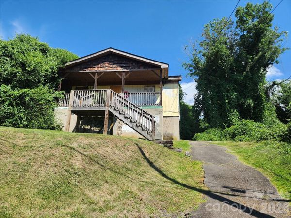 53 Max Street , Asheville, NC 28801