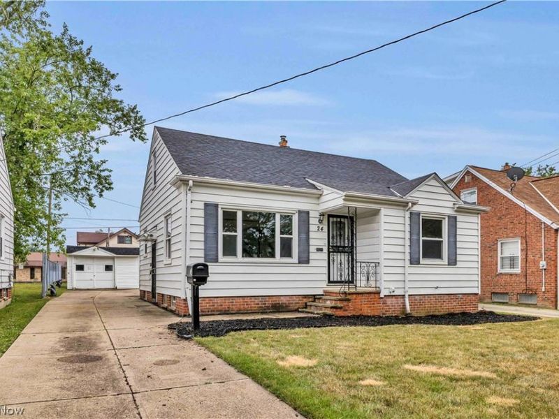 24 Leyton Road, Bedford, OH 44146 Photo 2