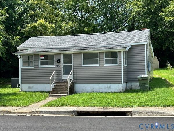 505 Hill Street , Farmville, VA 23901