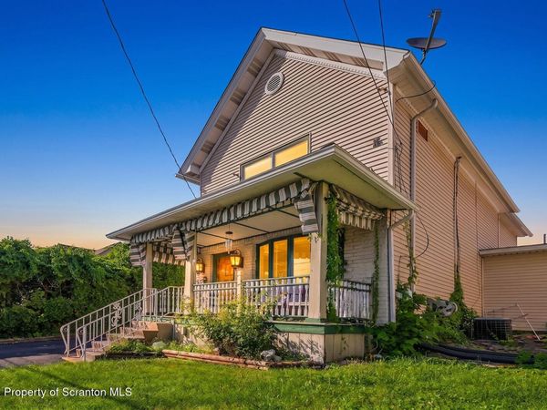 305 Cherry Street , Dunmore, PA 18512