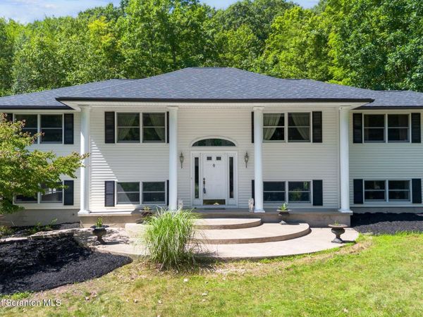 155 Valley View Drive , Factoryville, PA 18419